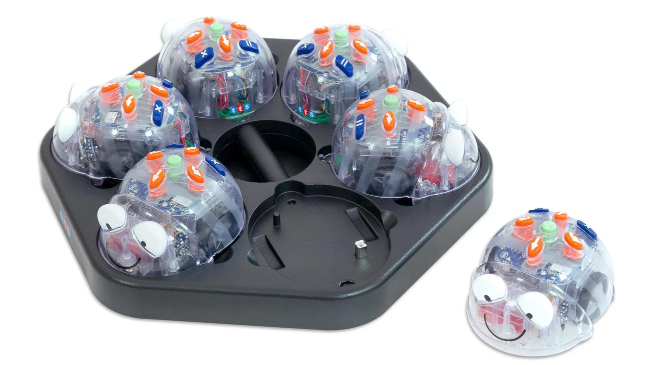 Blue-Bot 6er Pack Klassenset, sechs Bodenroboter plus Ladestation