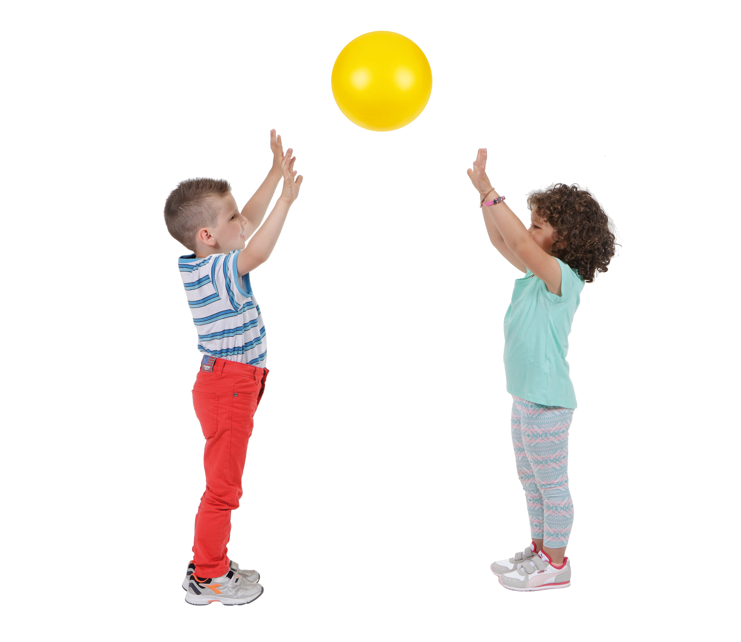 Gymnic Volleyball 220 gr., 21 cm, gelb