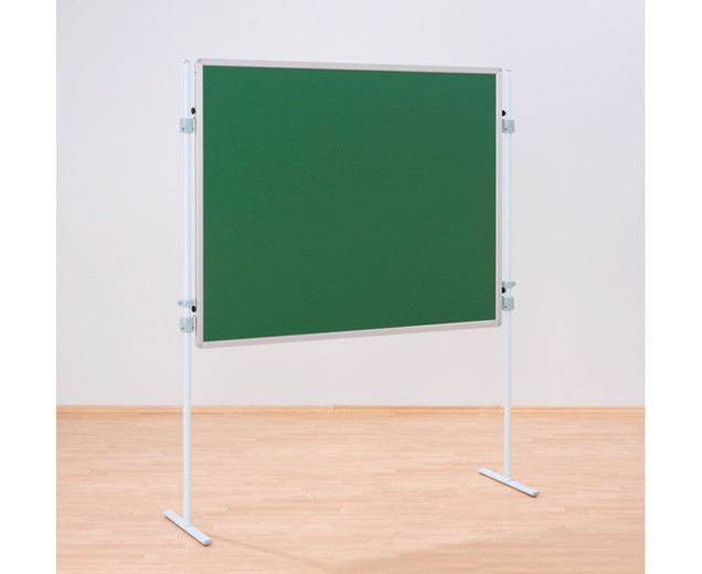 Sparset Tafelreihe, Tafeloberfläche grün, 3 Tafeln, 4 T-Fuß-Stative