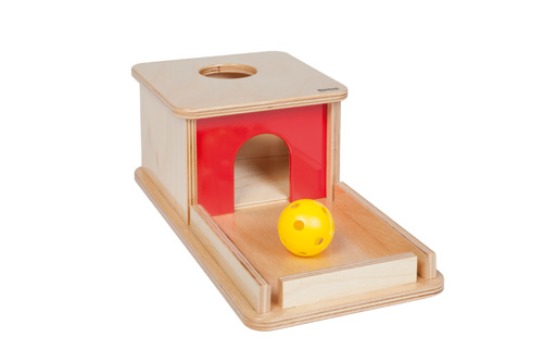 Holzkasten mit Ablage