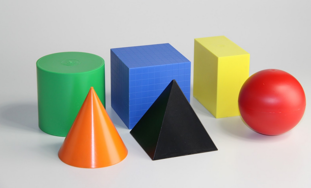 Geometrische Körper, 10/10 cm aus RE-Plastic°