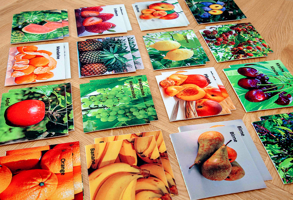 Double Game Obst, Bodenspiel aus Teppichfliesen