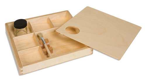 Holztablett mit Übungen zum Kleben