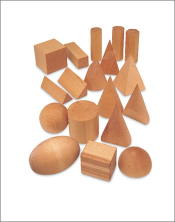 Geometrische Holzkörper, ab 8 Jahre