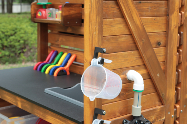 Outdoor-Experimentierstation mit Zubehör