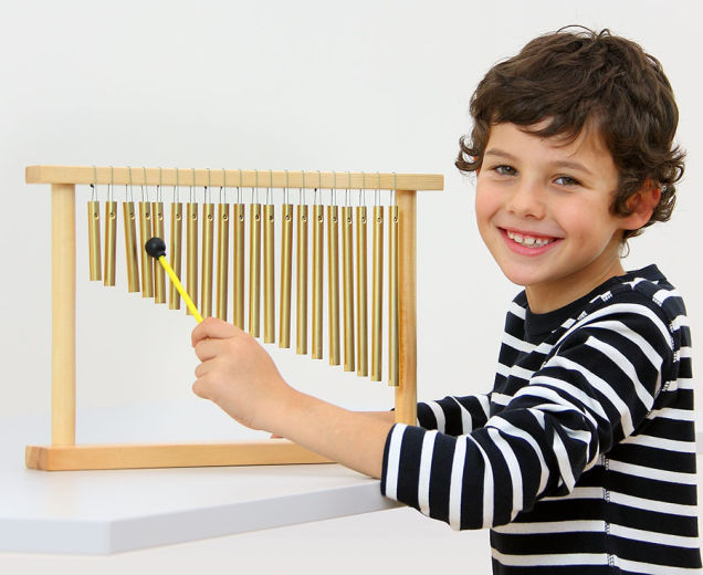 Bar-Chimes mit Holz-Stativ