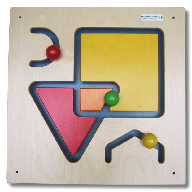 Wandspiel Form und Farbe