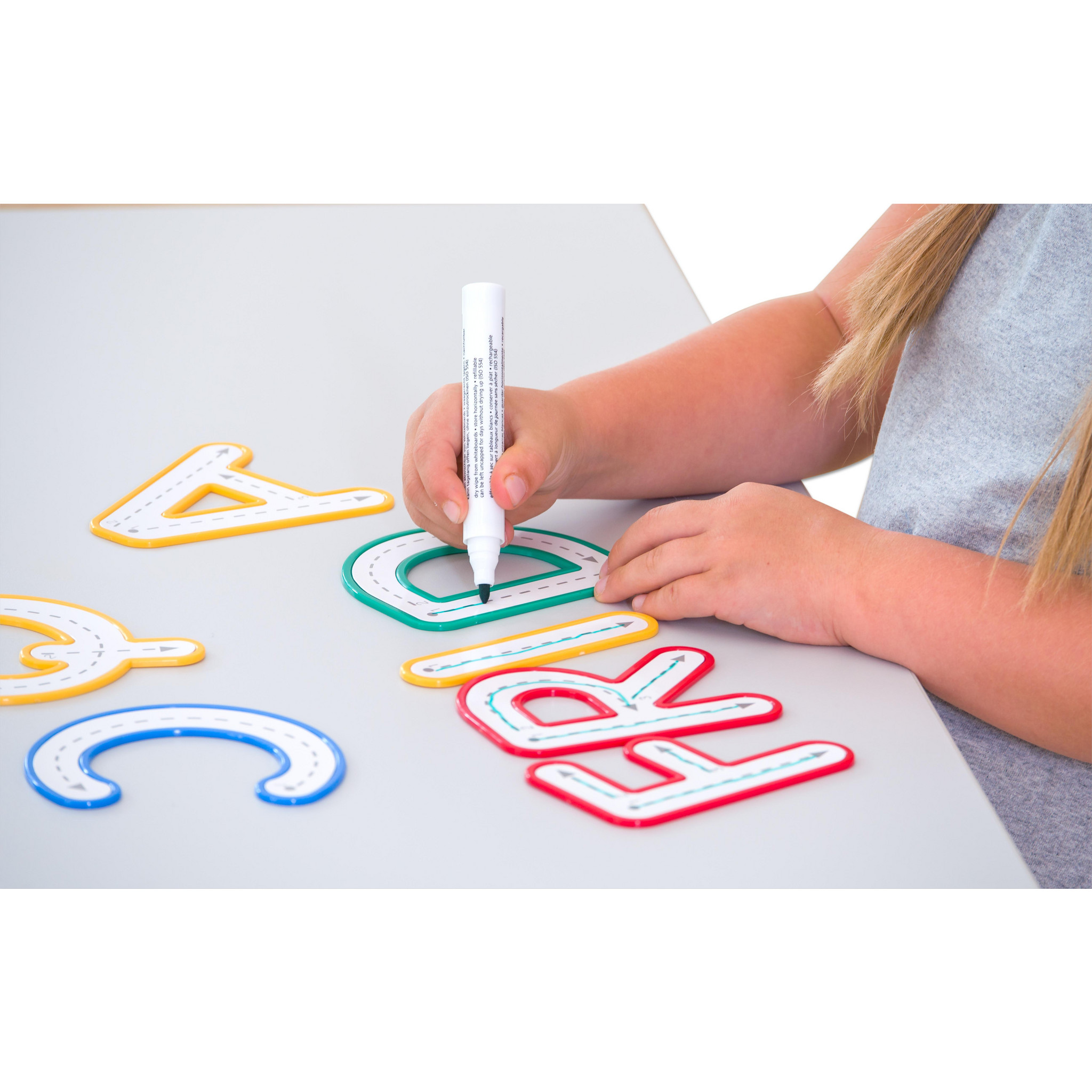 Buchstaben zum Fühlen und Nachspuren, 5-7 Jahre