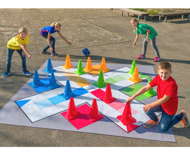 XXL-Outdoor-Ludo, ab 3 Jahre