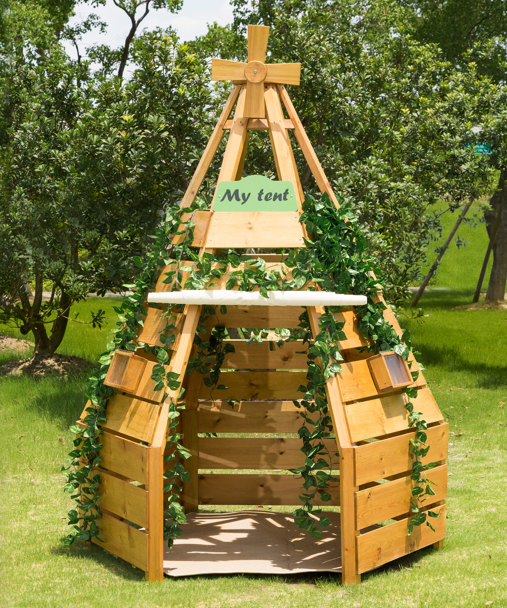 Outdoor Spielhaus Tipi