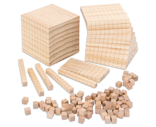 Zehnersystemsatz aus Holz: 100 Einer, 10 Zehner, 10 Hunderter, 1 Tausender, 6-10 Jahre