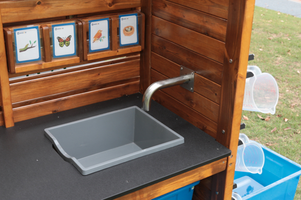 Outdoor-Experimentierstation mit Zubehör