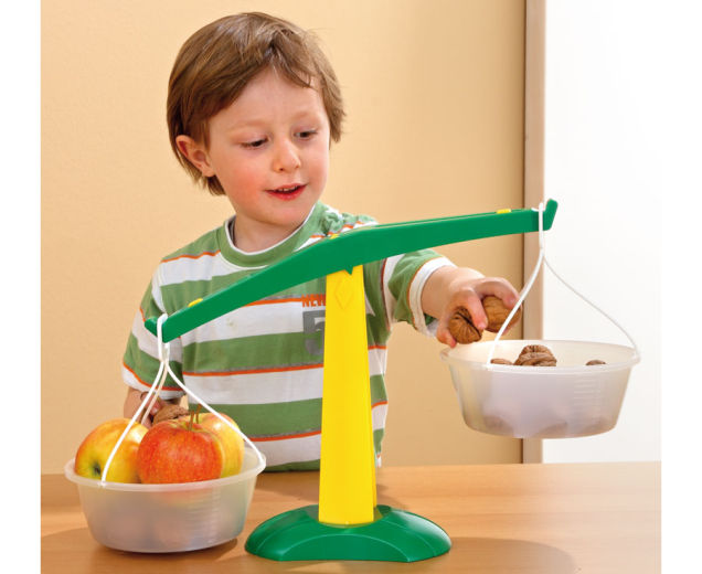 Kinderbalkenwaage mit Skalierung