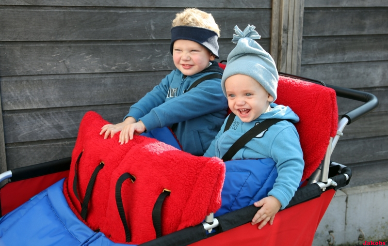 Winther® TURTLE Fußsack, Kinderbus, 2 Sitze, 8816000