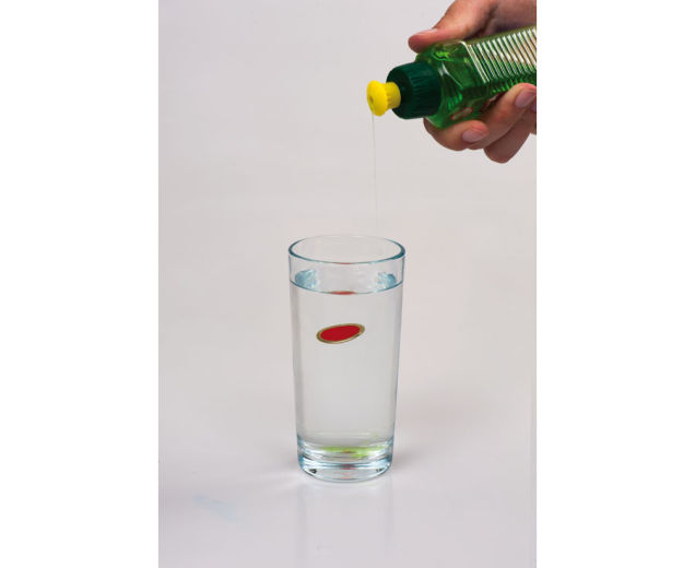 Experimentier-Koffer Schwimmen - Schweben - Sinken