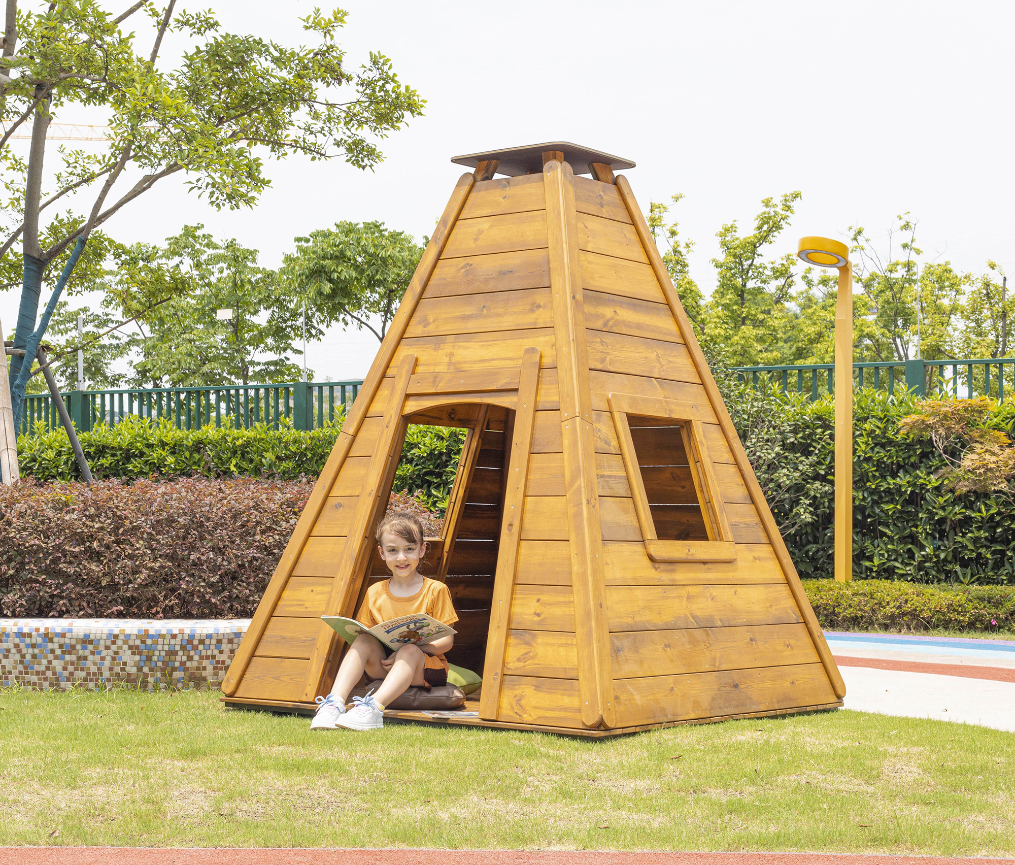 Outdoor Spielhaus Waldhütte