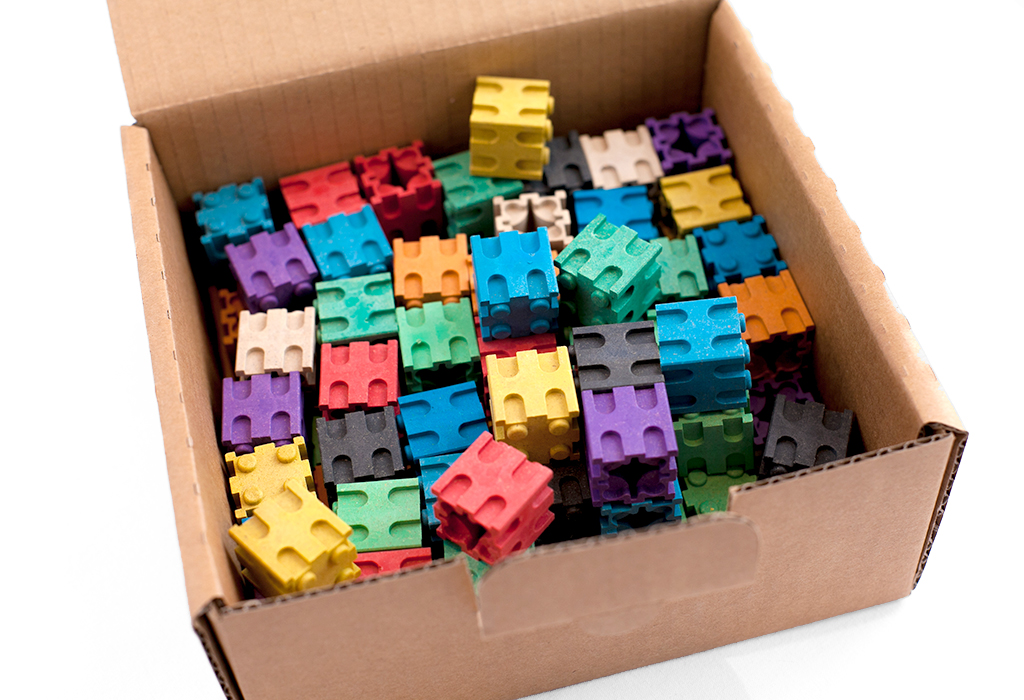 100 Steckwürfel 2 x 2 x 2 cm, aus RE-Wood® in 10 Farben